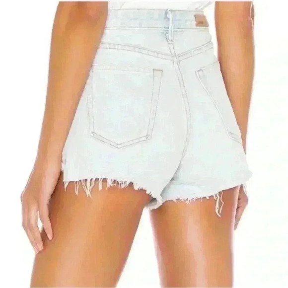 GRLFRND “Cindy” Distressed Jean Shorts In Love Buzz Wash Size 24 EUC! - Picture 3 of 10